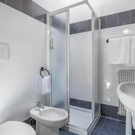 Hotel Ariston Garden & 3*