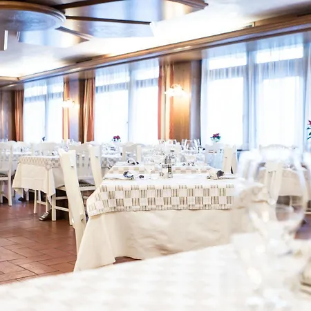 Ariston Garden & Hotel