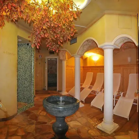 Hotel Ariston Garden & 3*