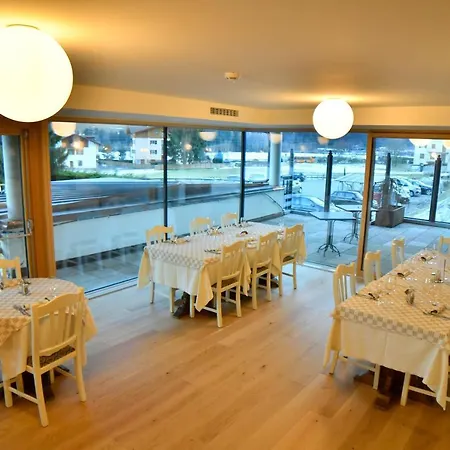 Ariston Garden & 3*